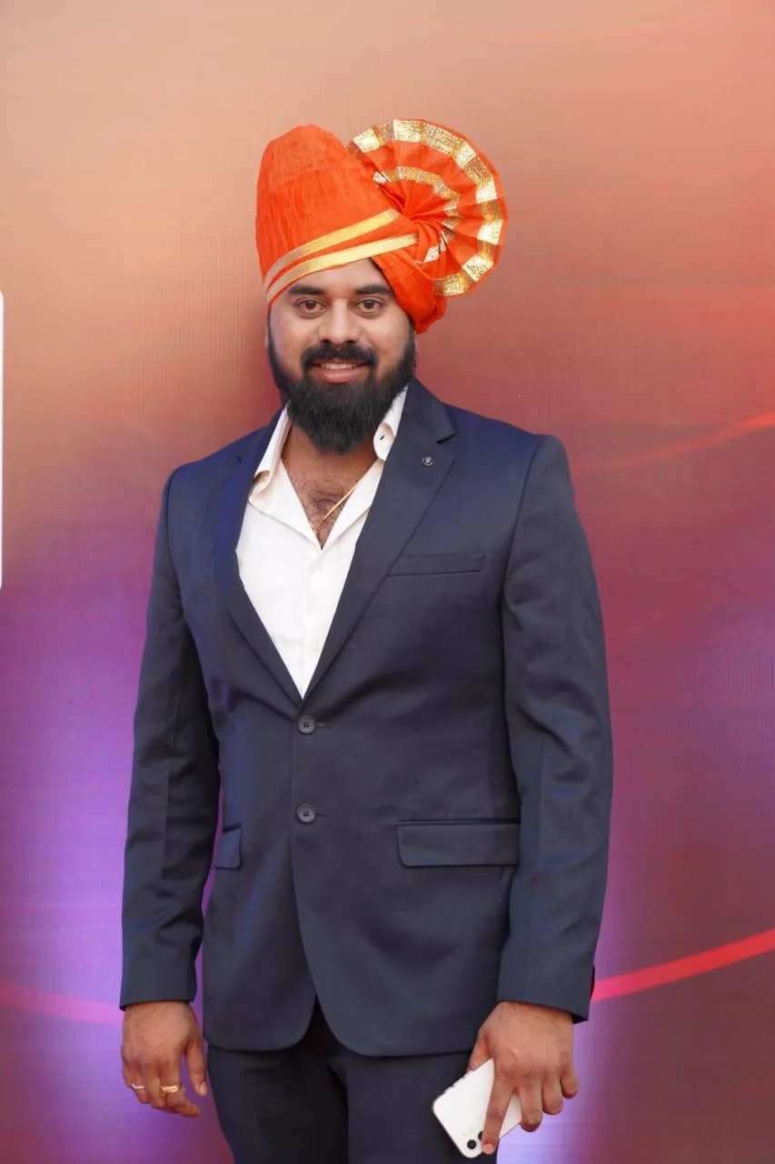 Bhavesh Bidve, Creative Head of The 7S Saloon